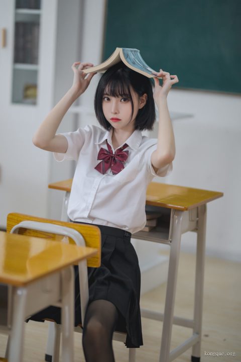 许岚LAN_-_少女白色裙_004